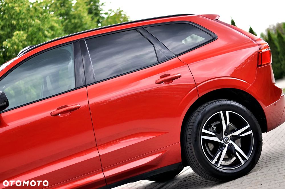 Volvo XC 60 T6 AWD Plug-In Hybrid R-Design - 8