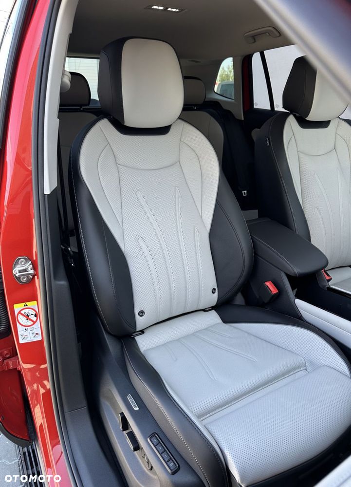 Volkswagen Tiguan - 26