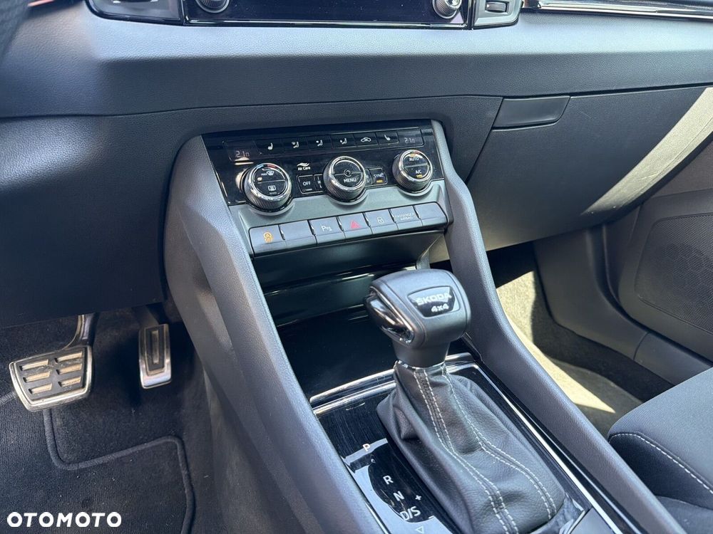 Skoda Karoq 2.0 TSI 4x4 Sportline DSG - 21