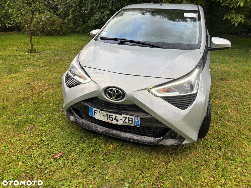Toyota Aygo x-play - 2