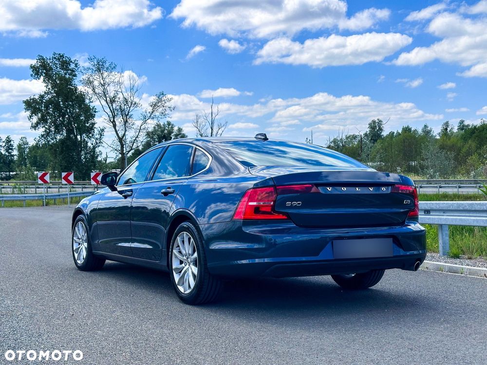 Volvo S90 D3 Momentum - 3