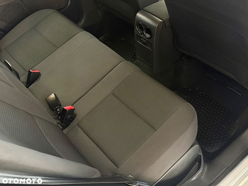 Volkswagen Golf Plus - 6