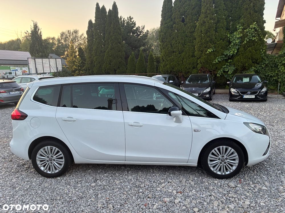 Opel Zafira - 8