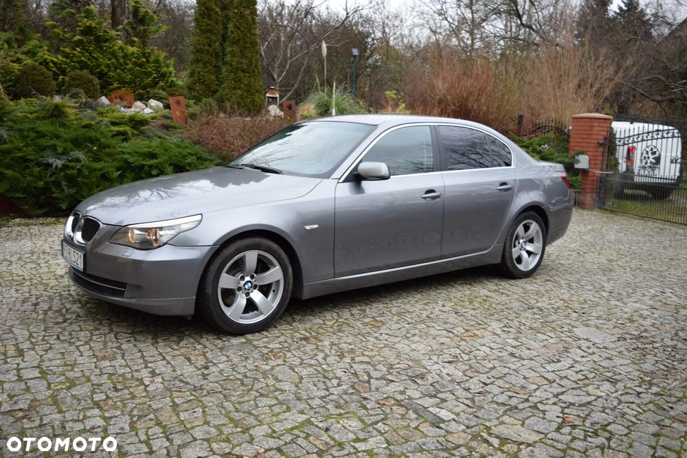 BMW Seria 5 523i Edition Sport - 2