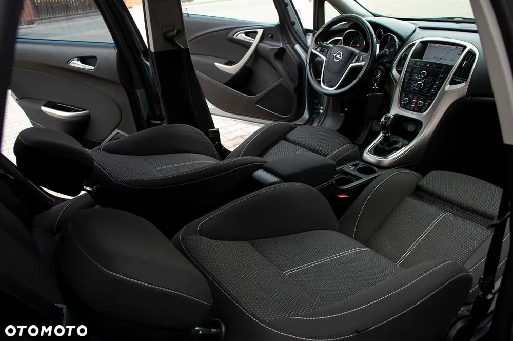 Opel Astra 1.4 Turbo Edition - 28