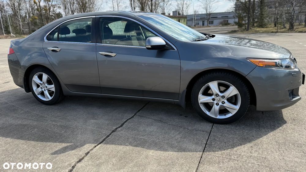 Honda Accord 2.0 Executive - 2