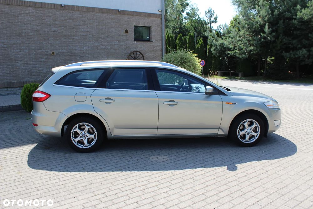Ford Mondeo - 11
