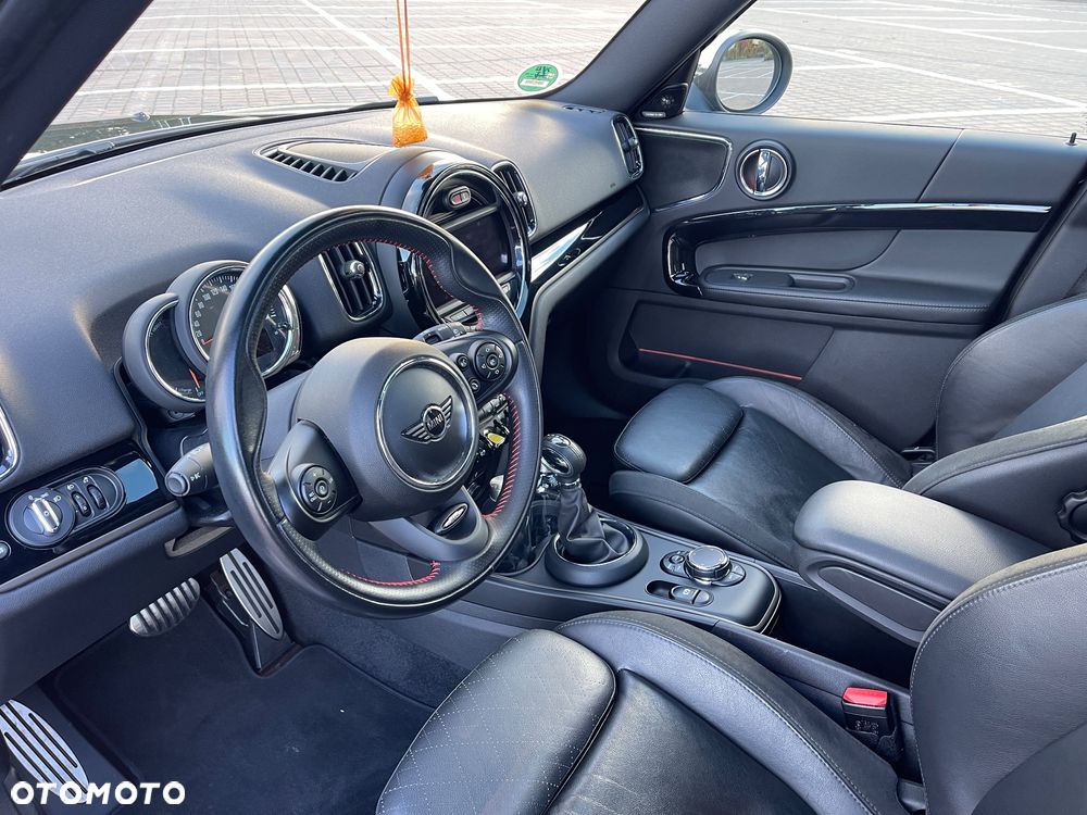 MINI Countryman - 16