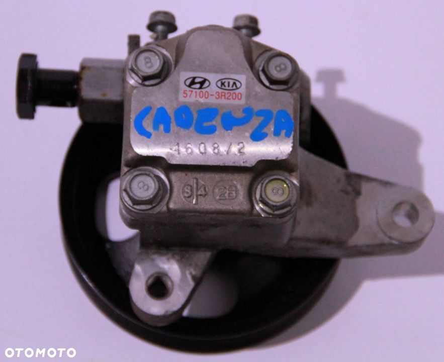 KIA CADENZA POMPA WSPOMAGANIA 57100-3R200 - 2