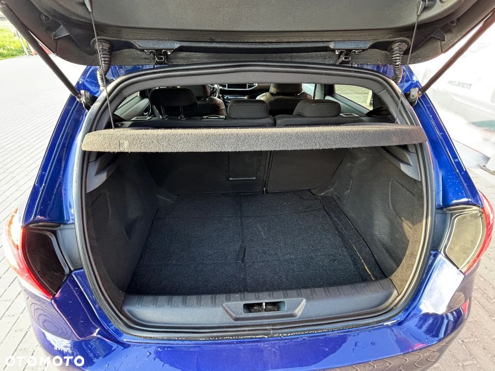 Peugeot 308 - 13