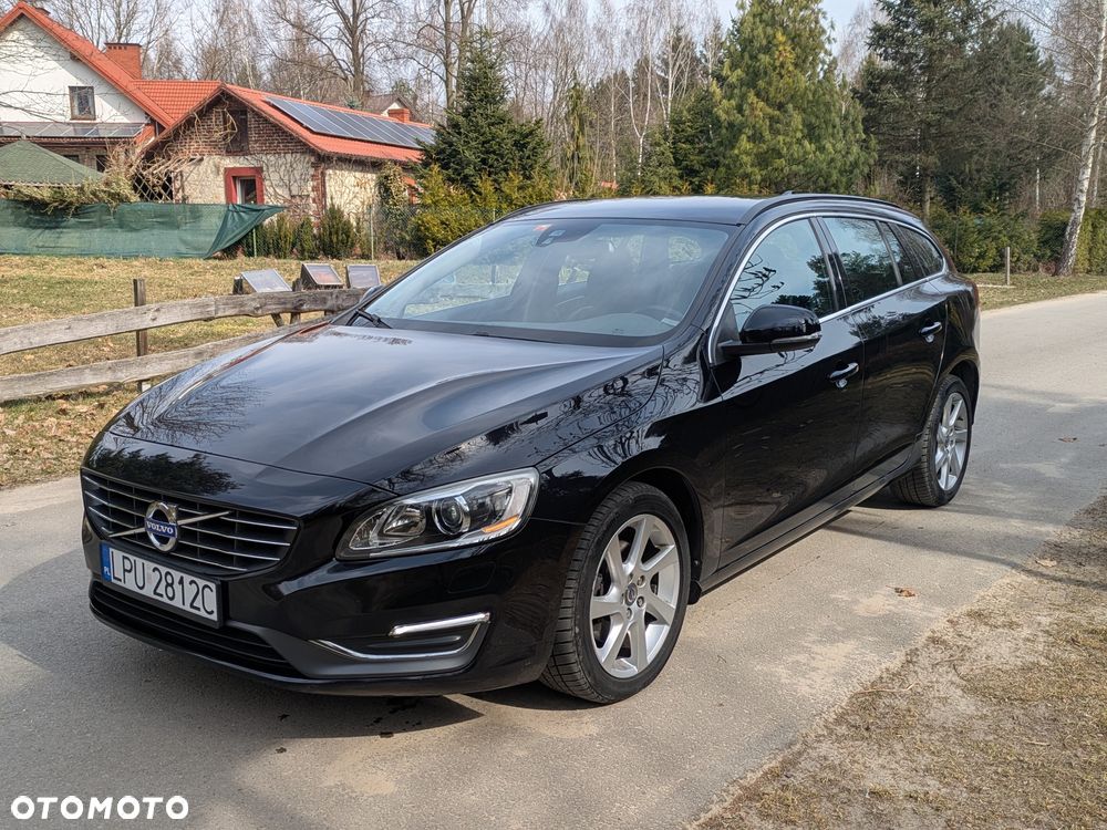 Volvo V60 D4 Drive-E Summum - 1