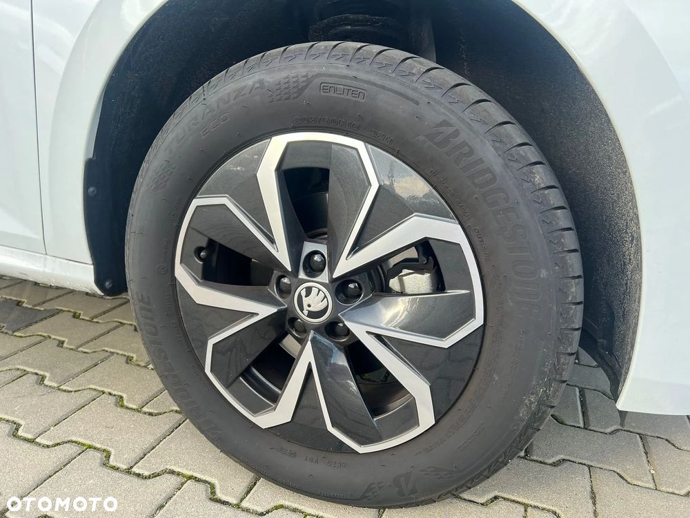 Skoda Kamiq 1.0 TSI Selection DSG - 13