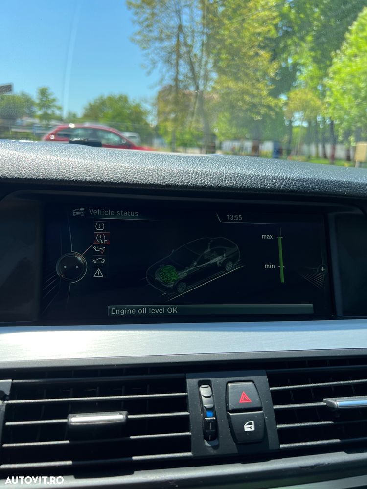 BMW Seria 5 525d xDrive Sport-Aut. - 28