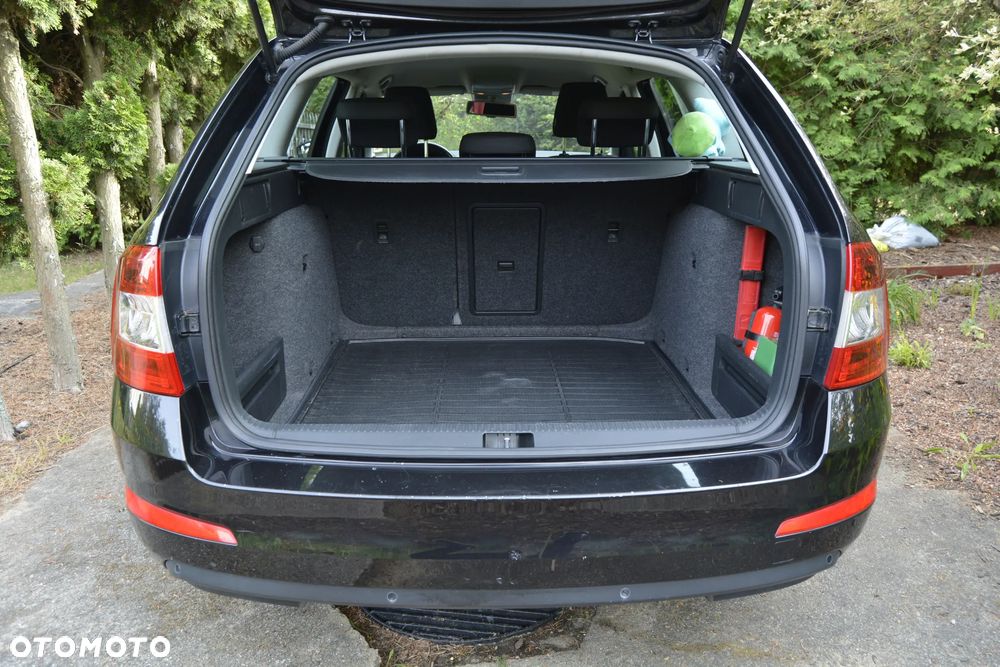 Skoda Octavia 2.0 TDI 4x4 Elegance - 6