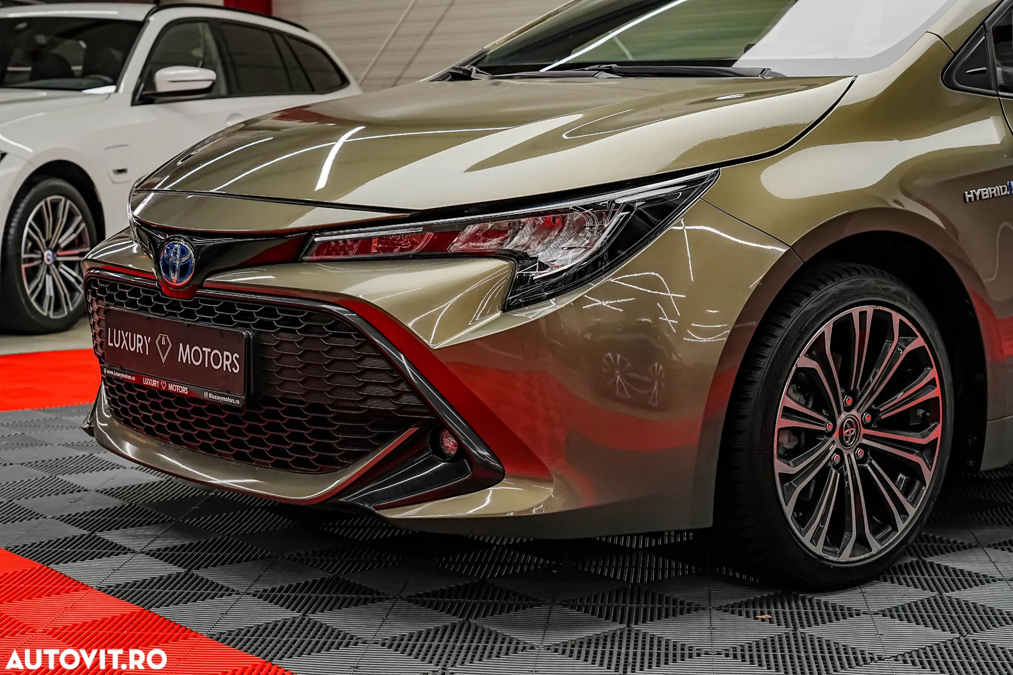 Toyota Corolla 1.8 Hybrid Touring Sports Business Edition - 16