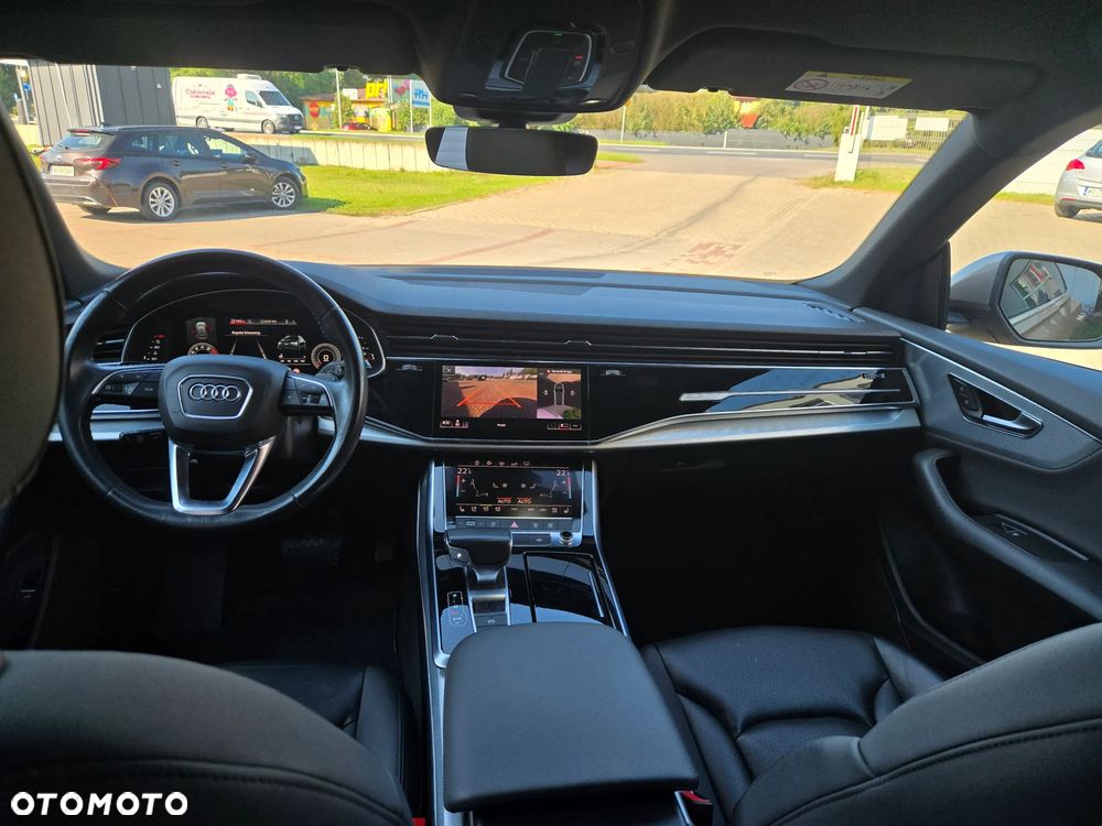 Audi Q8 55 TFSI mHEV Quattro Tiptronic - 16