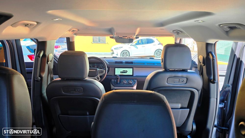 Land Rover Defender 2.0 D 110 AWD S - 3