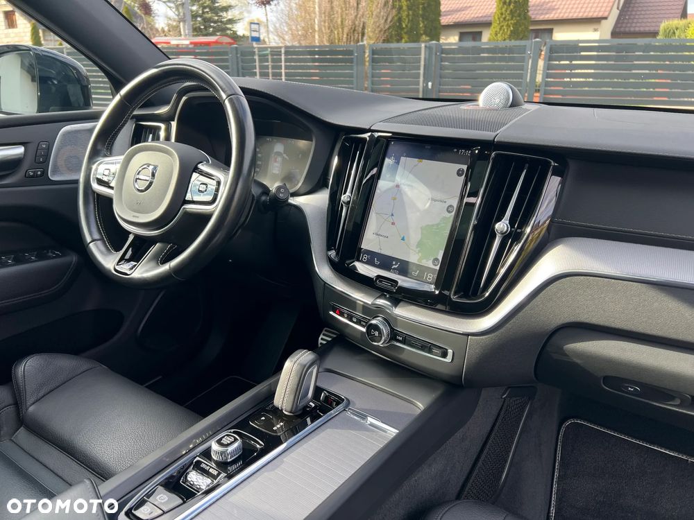 Volvo XC 60 B5 D AWD Geartronic RDesign - 33