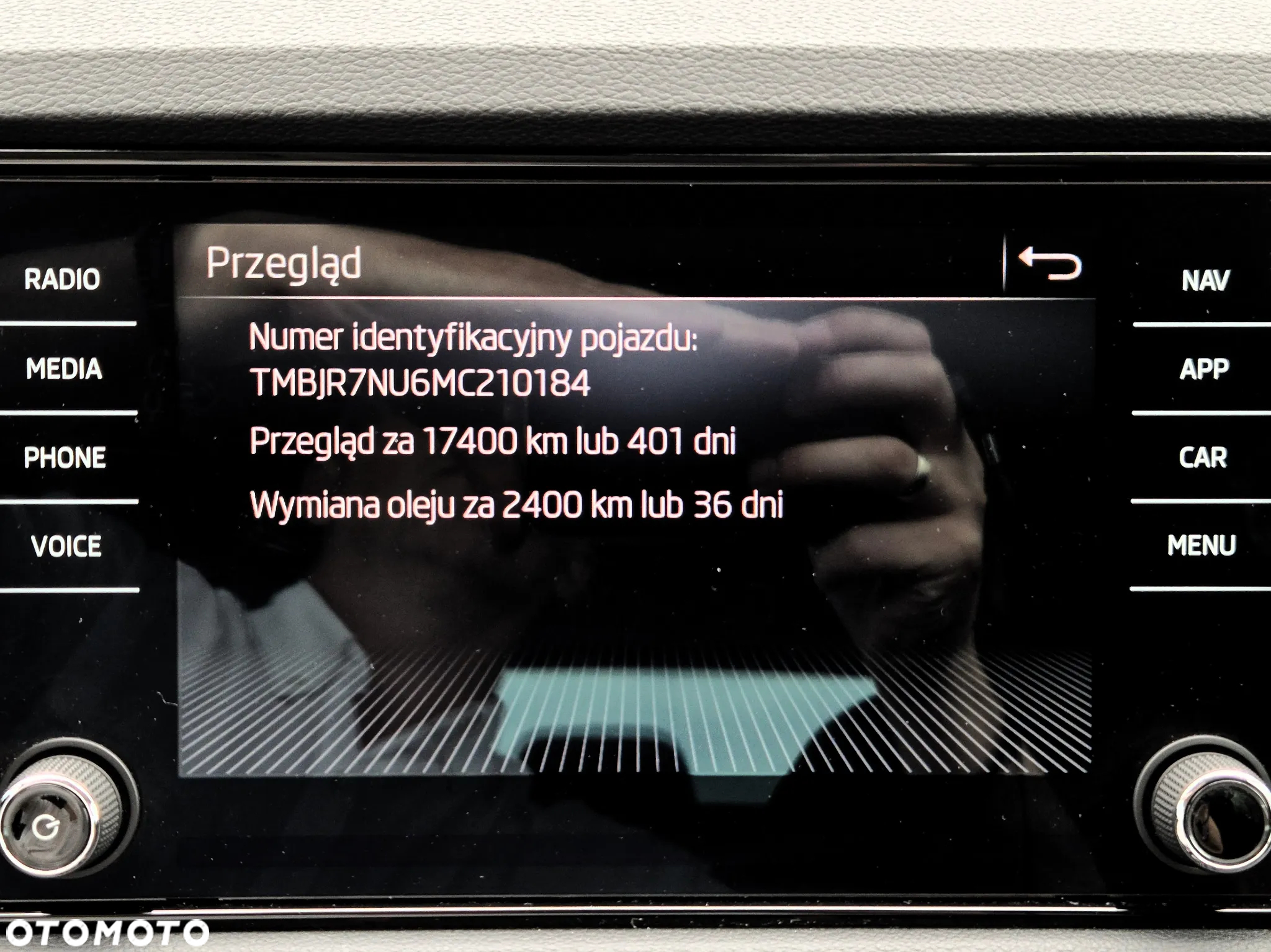 Skoda Karoq 1.5 TSI ACT GPF 4x2 Ambition - 32