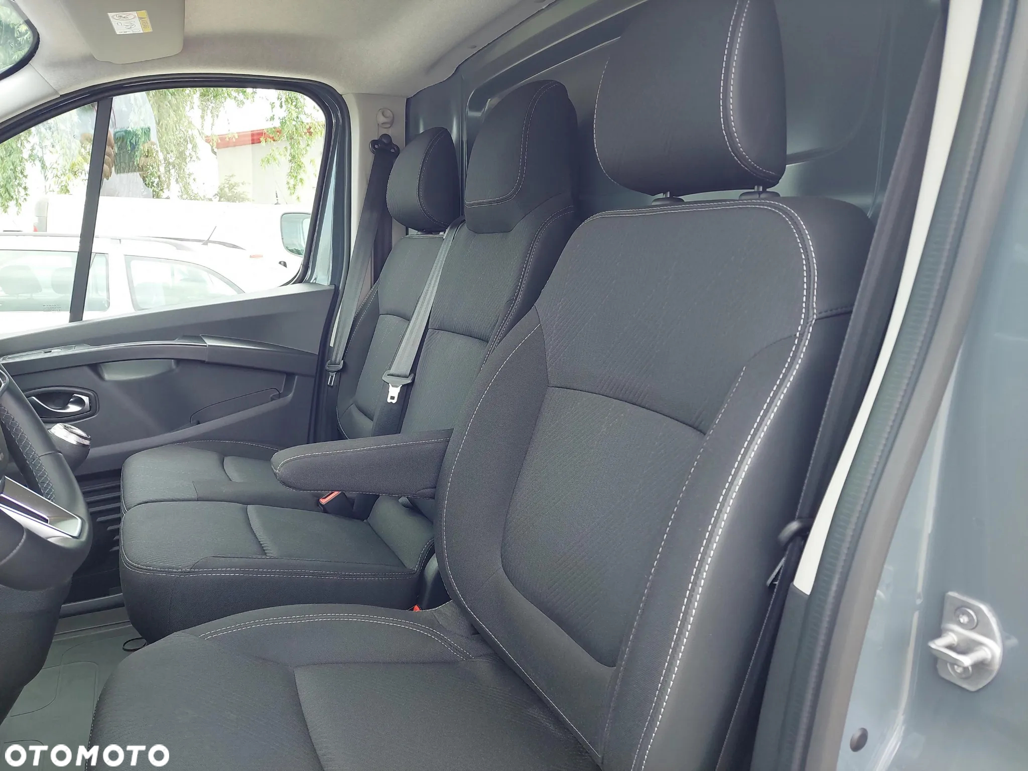 Renault Trafic - 11
