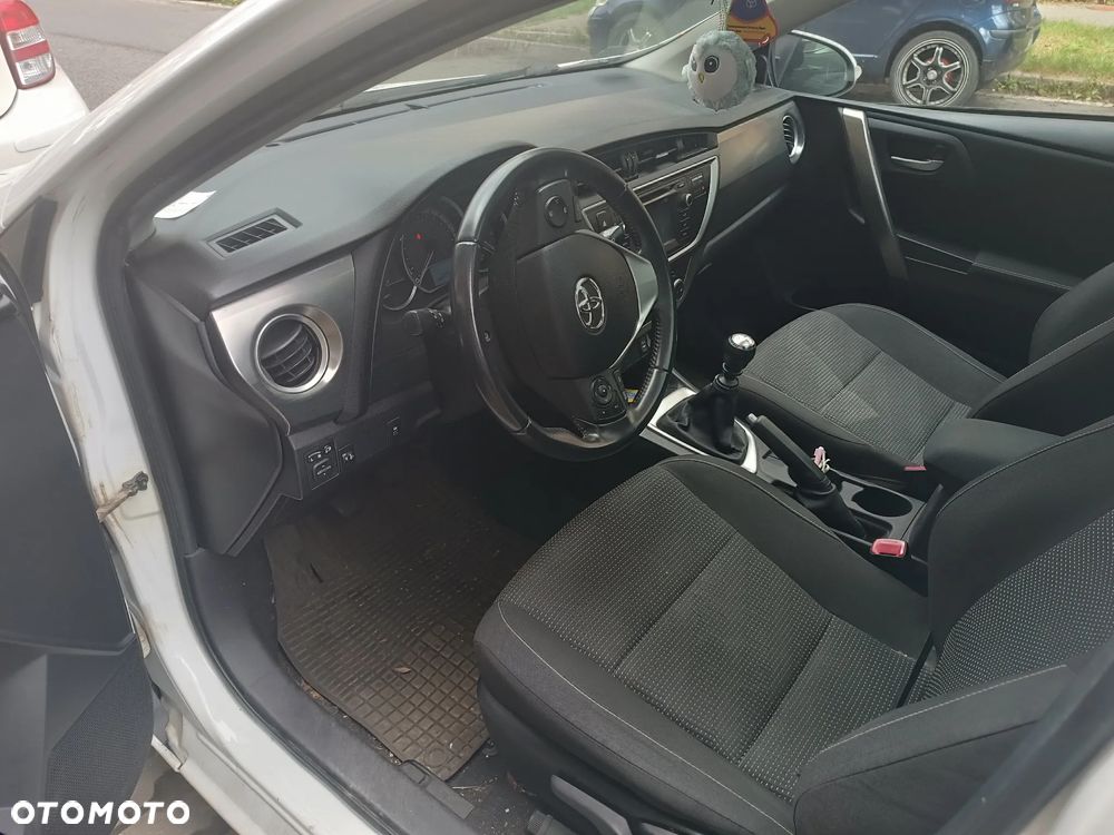 Toyota Auris 1.33 VVT-i Active - 6