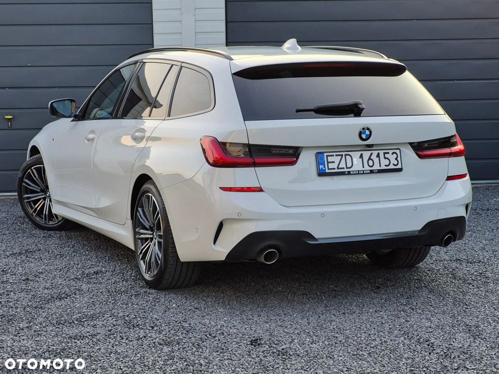 BMW Seria 3 318d MHEV - 5