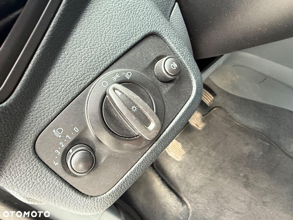 Ford C-MAX 1.6 Titanium - 33