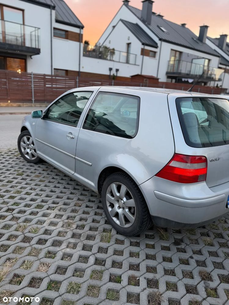 Volkswagen Golf 1.9 TDI Basis - 4