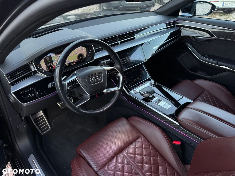 Audi S8 - 19