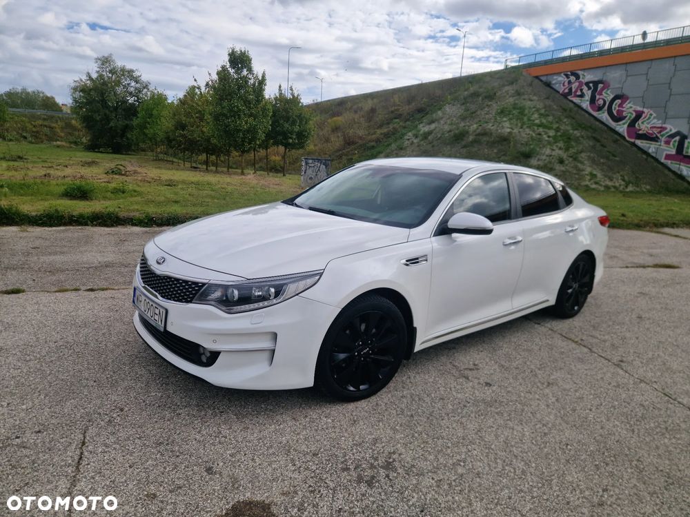 Kia Optima - 35