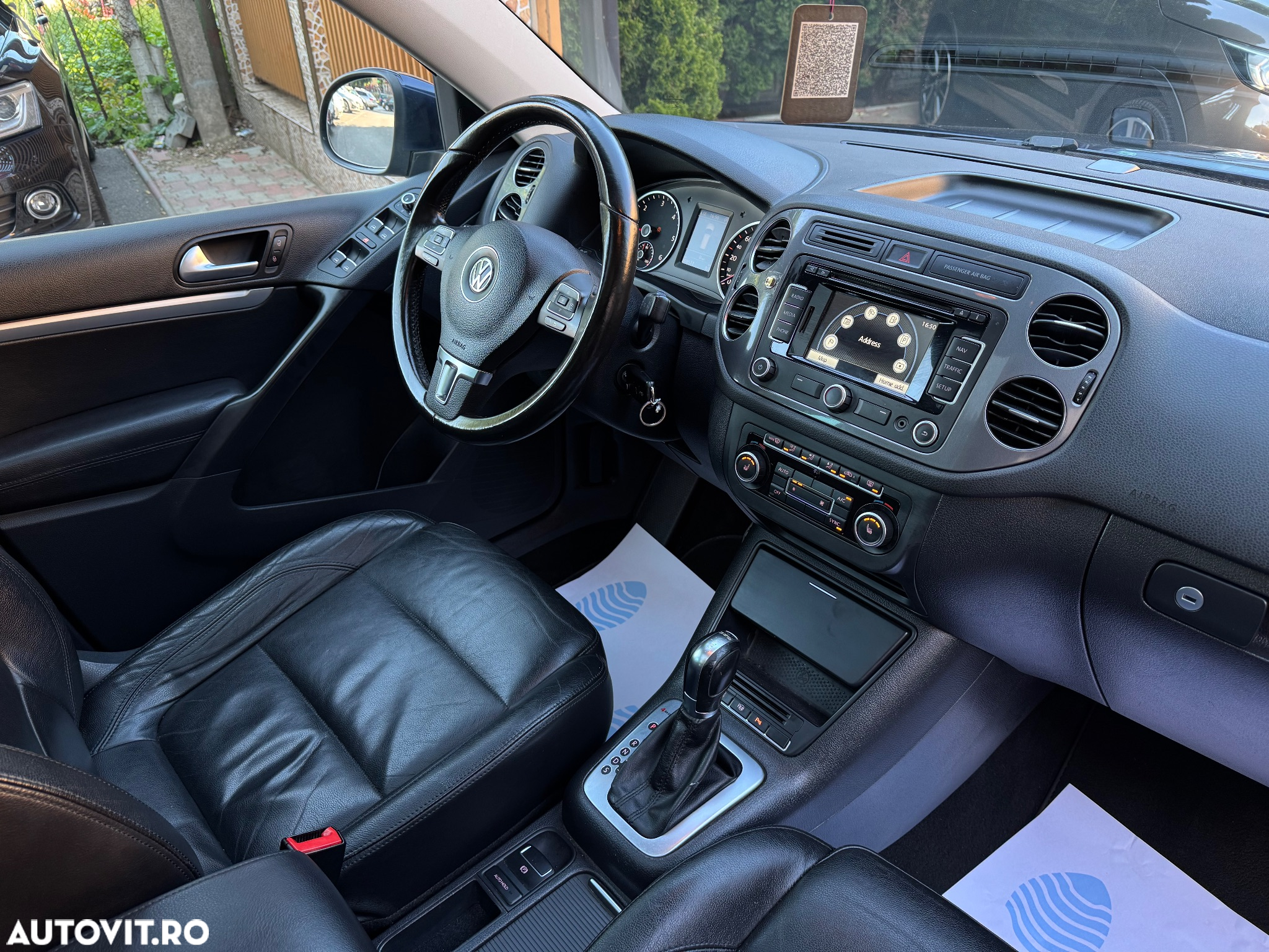 Volkswagen Tiguan 2.0 TDI DPF 4Motion BlueMotion Technology DSG Sport & Style - 23
