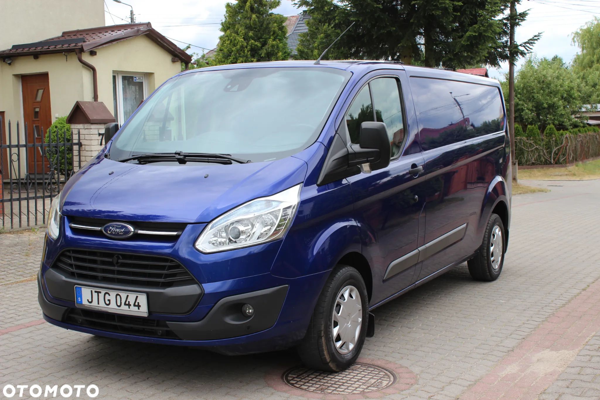 Ford TRANSIT CUSTOM L2H1 - 1