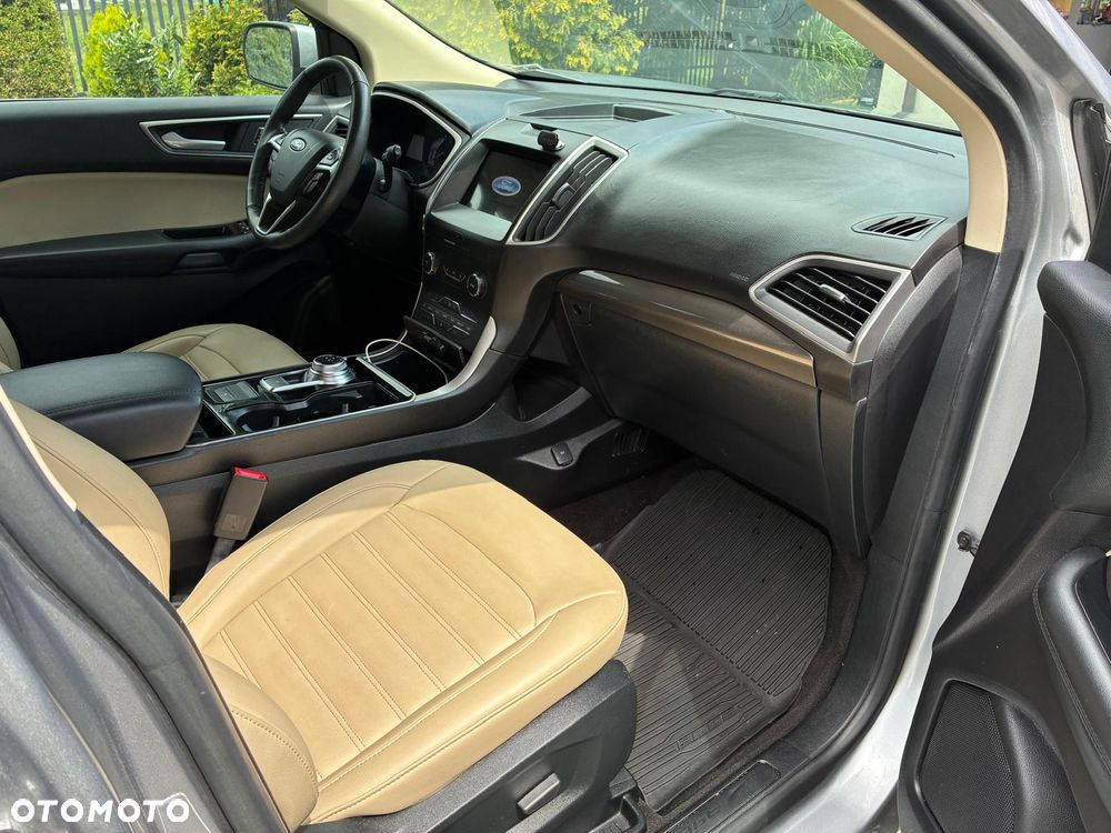 Ford Edge - 9