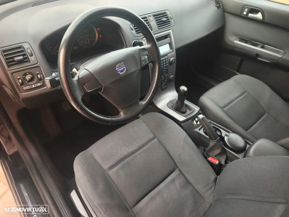 Volvo S40 1.6 D Nível 2 - 12