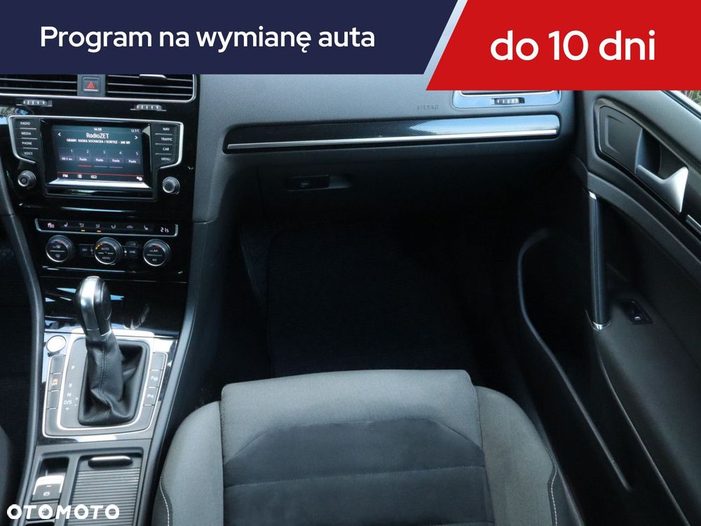 Volkswagen Golf Variant - 10