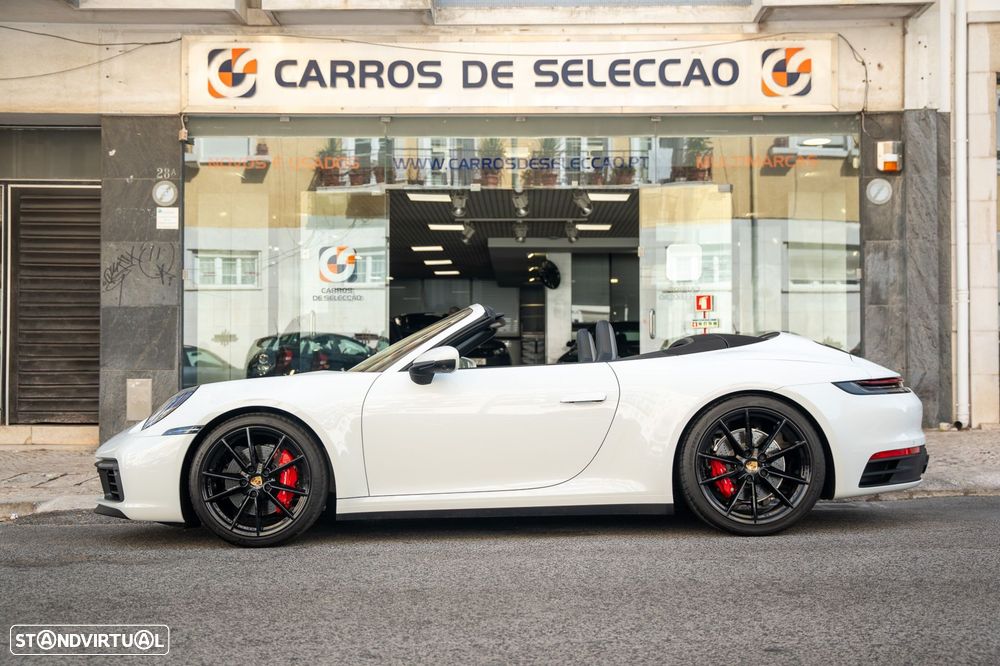 Porsche 911 (992) Carrera 4S PDK - 17