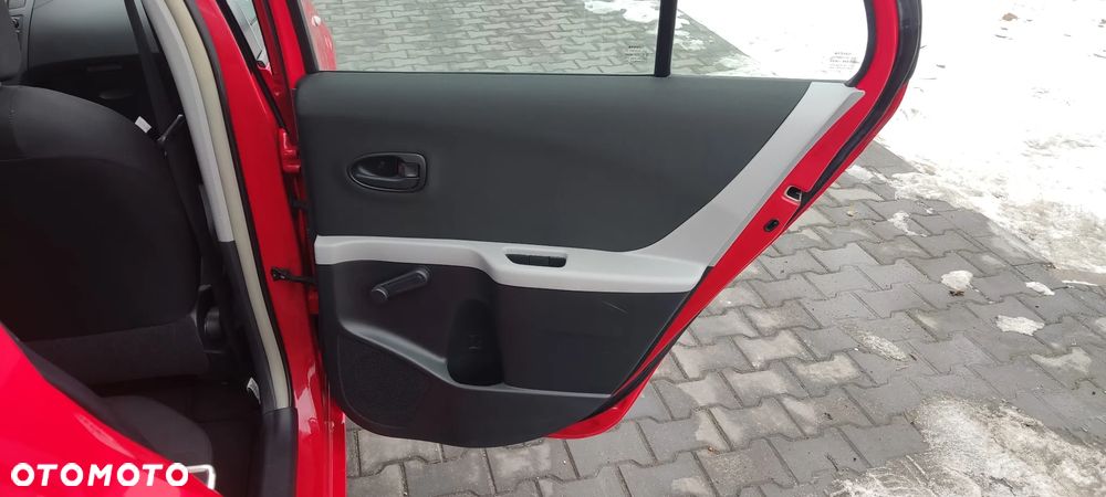 Toyota Yaris 1.33 VVT-i Life - 21