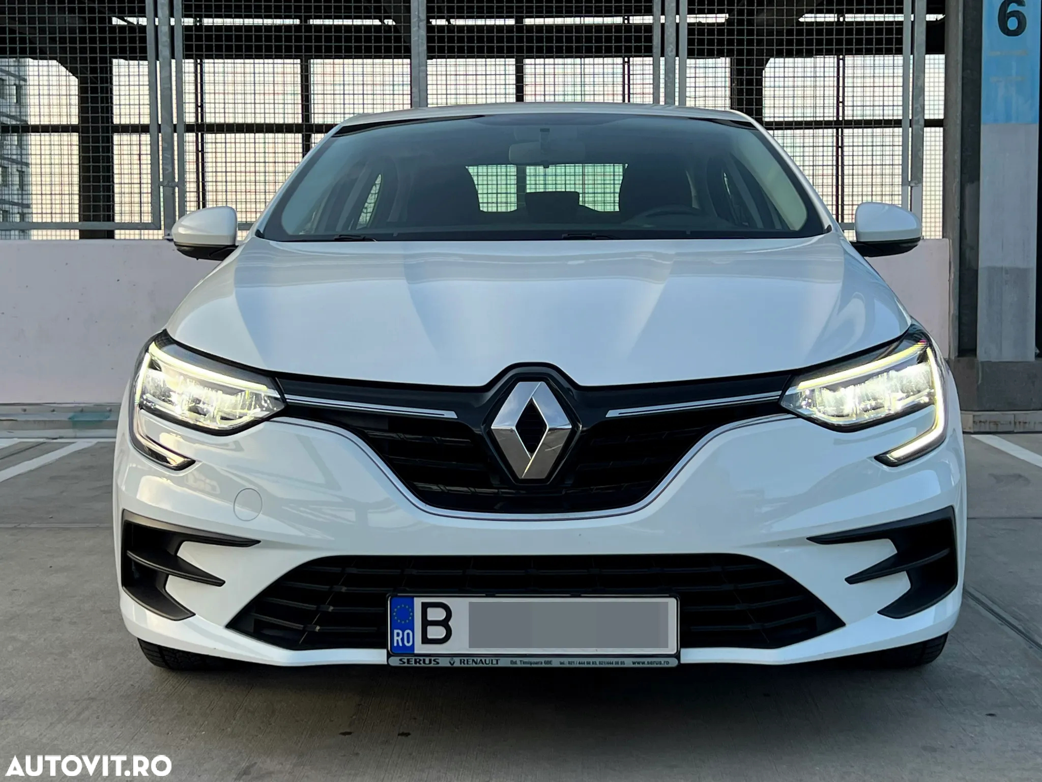 Renault Megane TCe 140 GPF Zen - 2