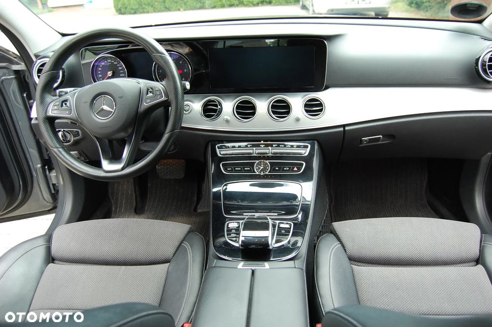 Mercedes-Benz Klasa E 220 d 9G-TRONIC Avantgarde - 6