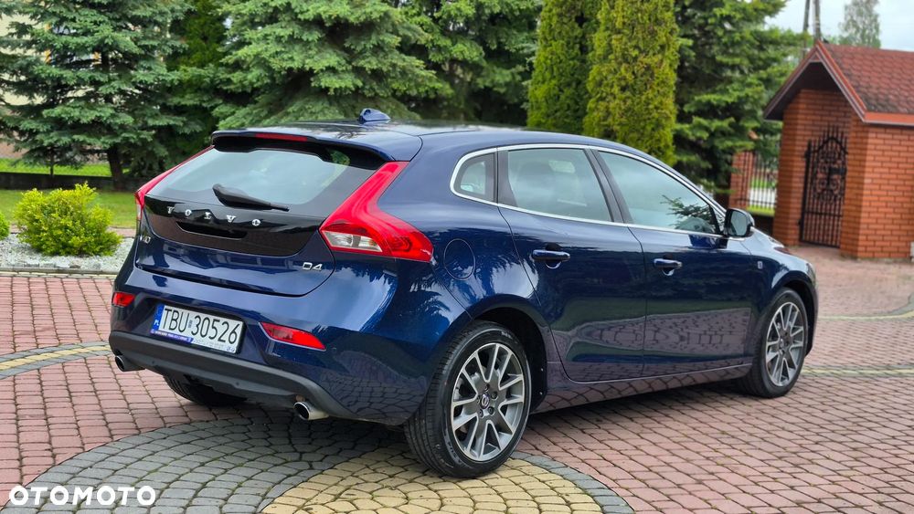 Volvo V40 D4 Ocean Race - 32