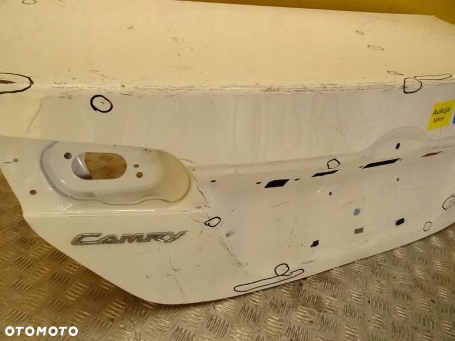 TOYOTA CAMRY 2011-2015 KLAPA TYŁ POKRYWA BAGAŻNIKA - 5