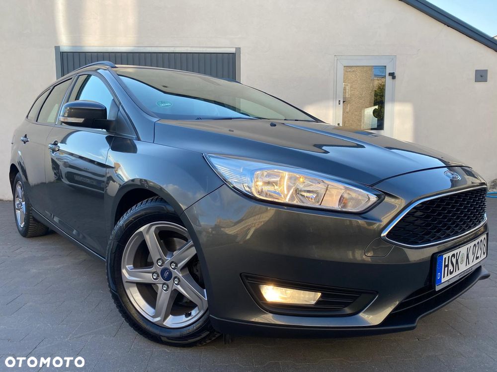 Ford Focus 1.0 EcoBoost Titanium - 1