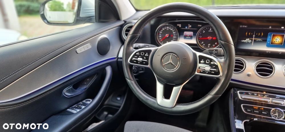 Mercedes-Benz Klasa E - 13