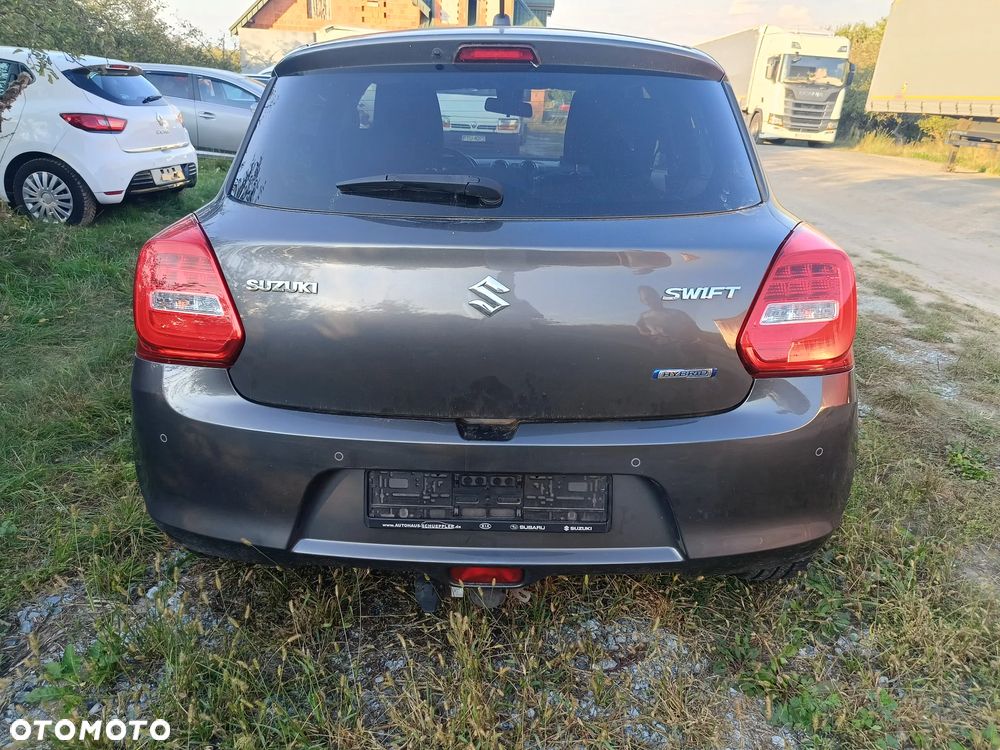 Suzuki Swift 1.2 Dualjet SHVS Premium Plus CVT - 4