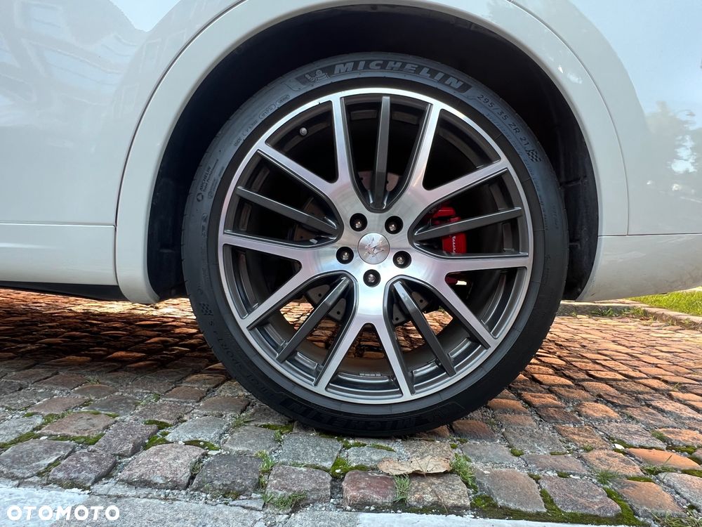 Maserati Levante Modena S - 20