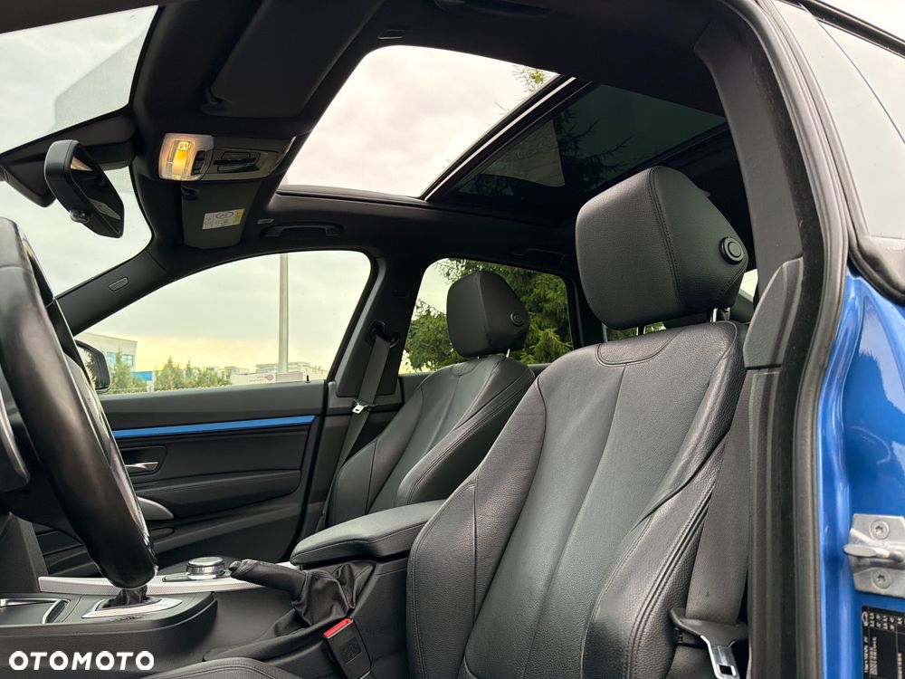 BMW 3GT 330i xDrive M Sport - 15
