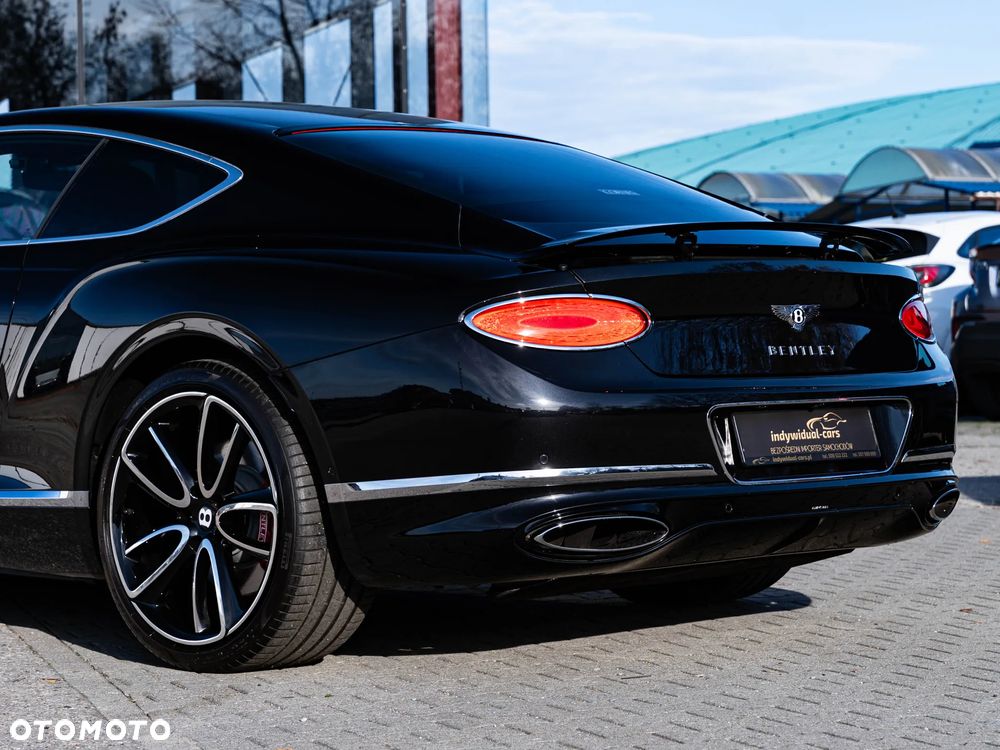 Bentley Continental GT - 12