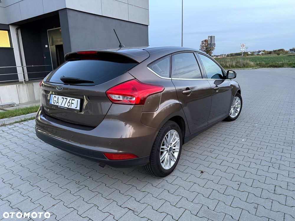 Ford Focus - 8