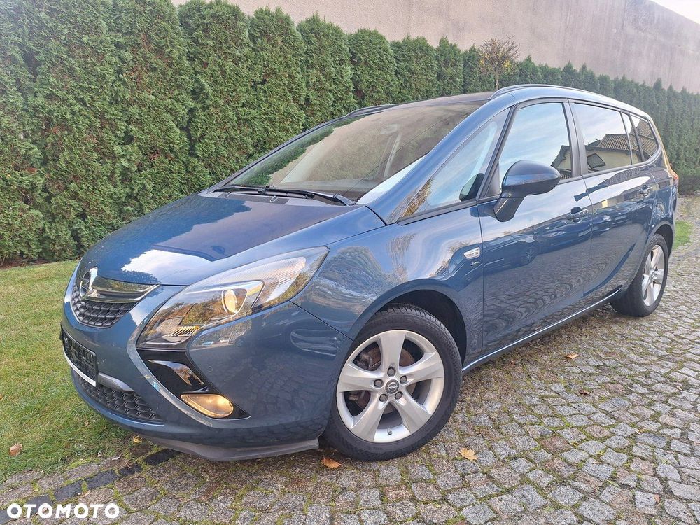 Opel Zafira - 1