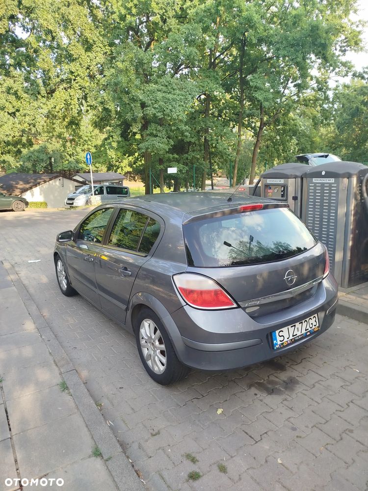 Opel Astra 1.6 Enjoy - 8